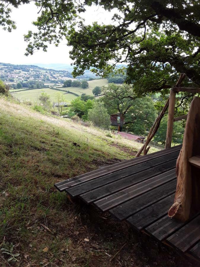 Village.Insolite Montagny-sur-Grosne Bagian luar foto
